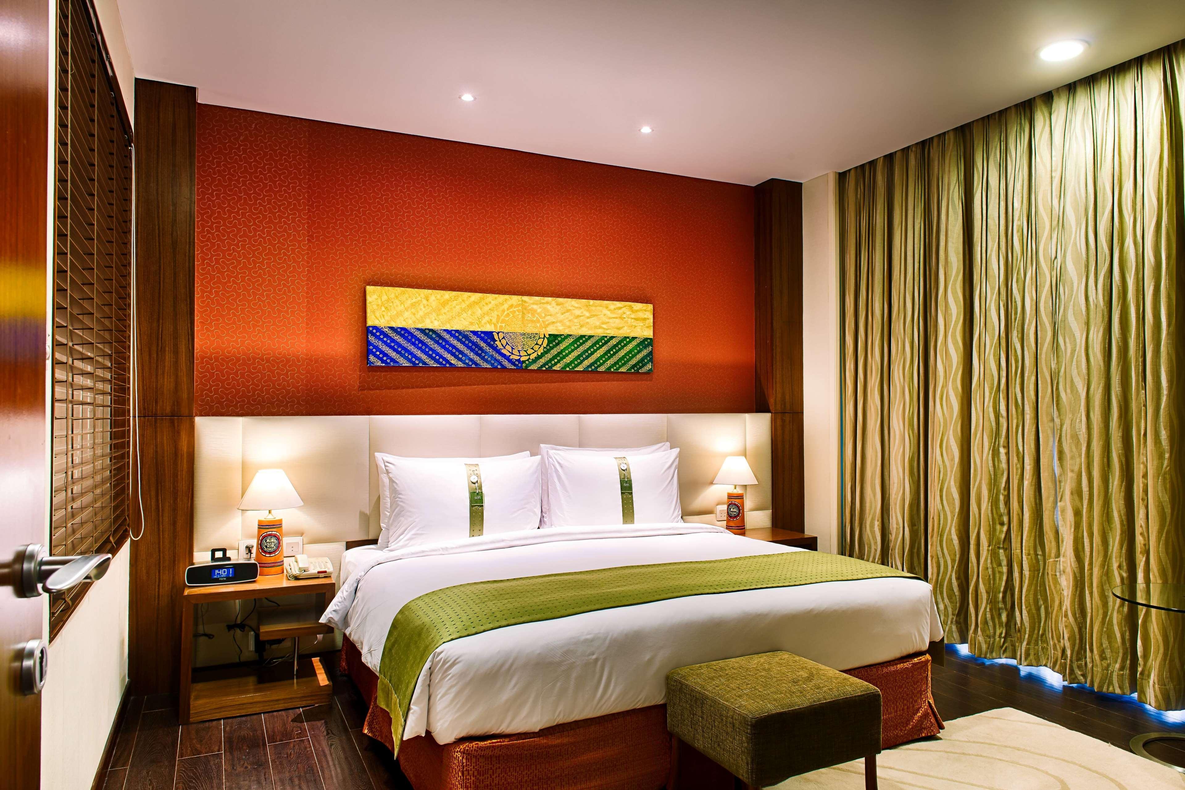 Ramada Plaza By Wyndham Pune Hinjewadi Dāpuri Eksteriør billede