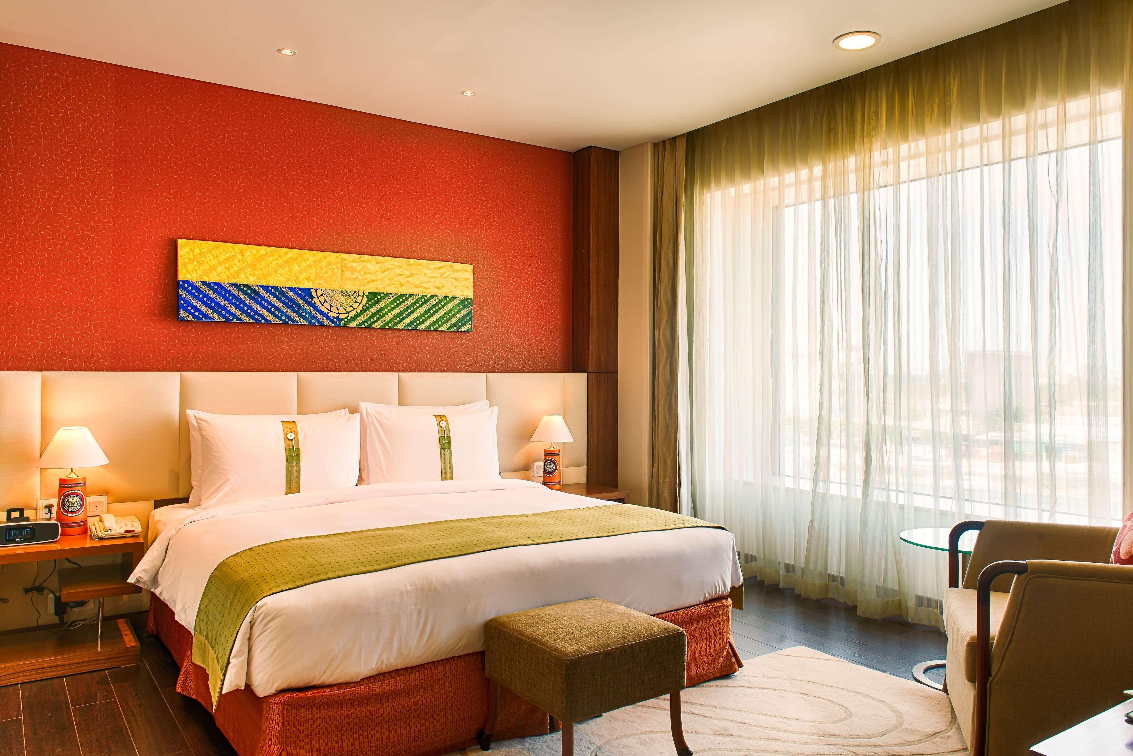 Ramada Plaza By Wyndham Pune Hinjewadi Dāpuri Eksteriør billede