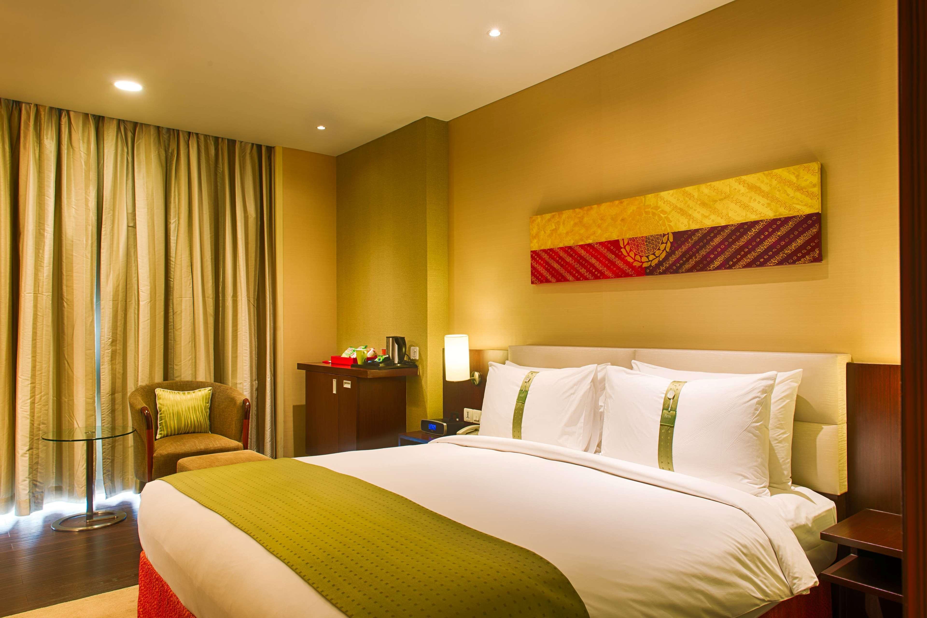 Ramada Plaza By Wyndham Pune Hinjewadi Dāpuri Eksteriør billede