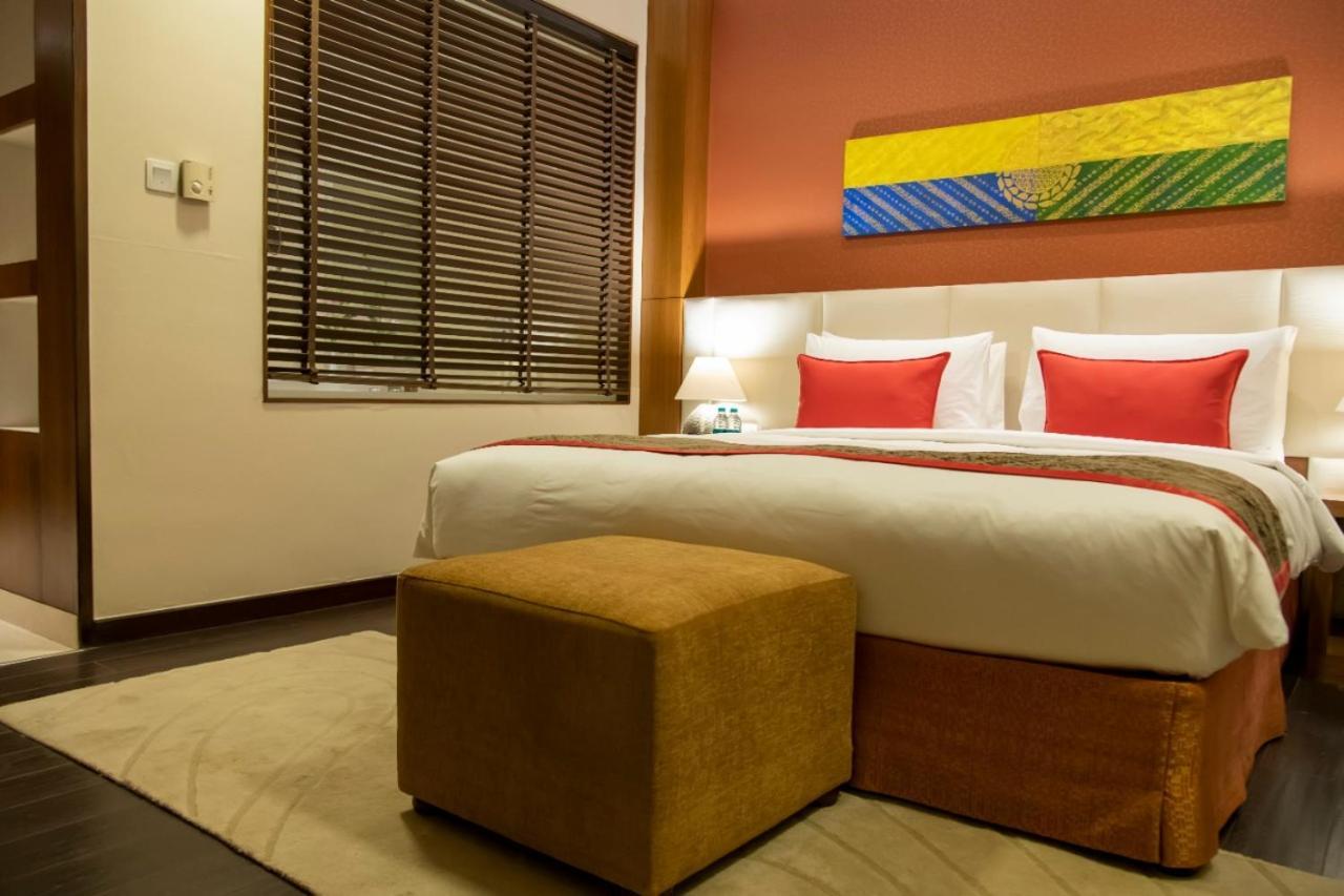 Ramada Plaza By Wyndham Pune Hinjewadi Dāpuri Eksteriør billede